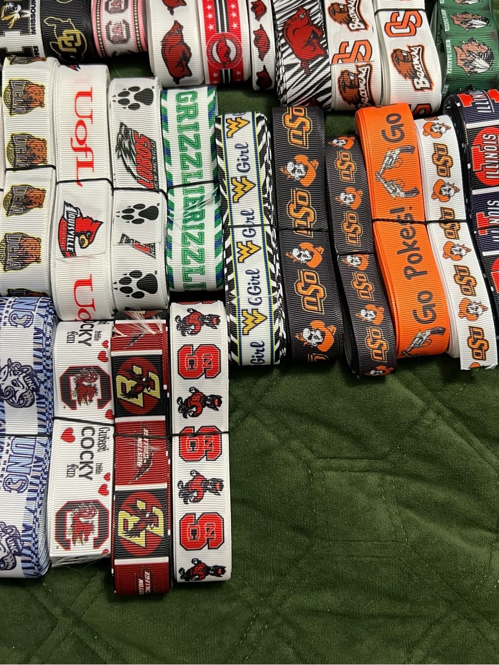 Assorted Collegiate & Sports Logo Ribbon lot.
Different widths & several yards - Picture 4 of 5